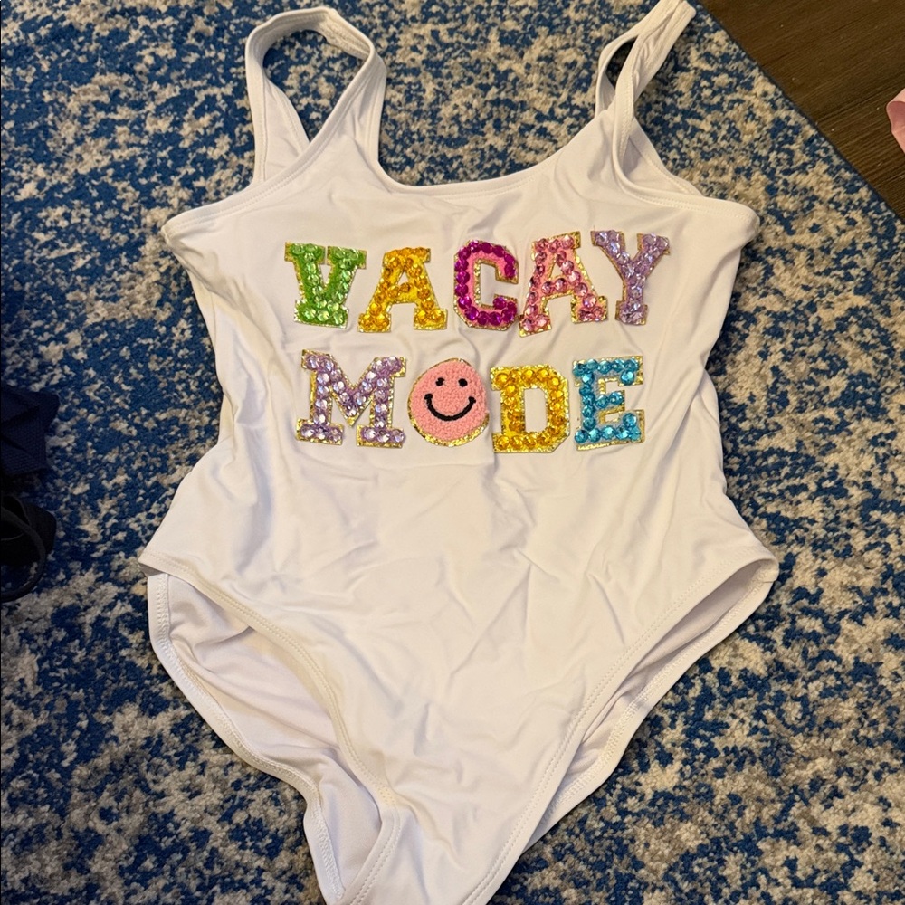 White 'Vacay Mode' Swimsuit
